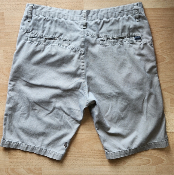 Volcom Shorts‎ Khaki - Picture 2 of 6